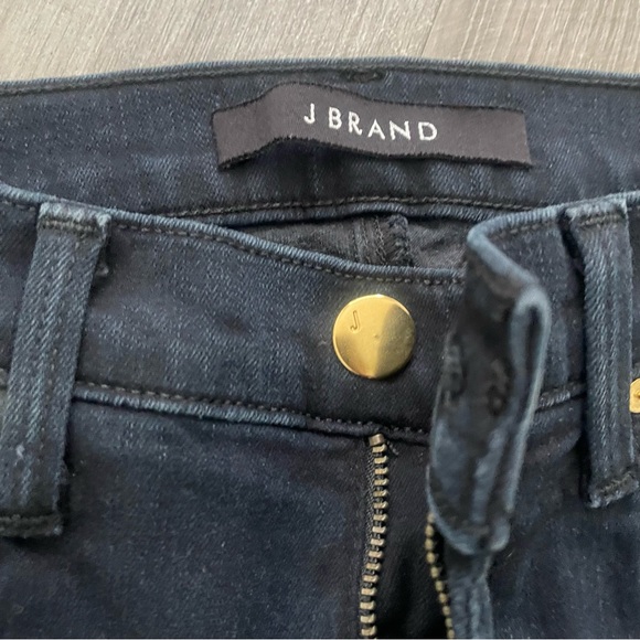 J Brand Alana 8227 Mid Rise Ankle Skinny, Blue Mercy - distressed knee - Picture 6 of 10